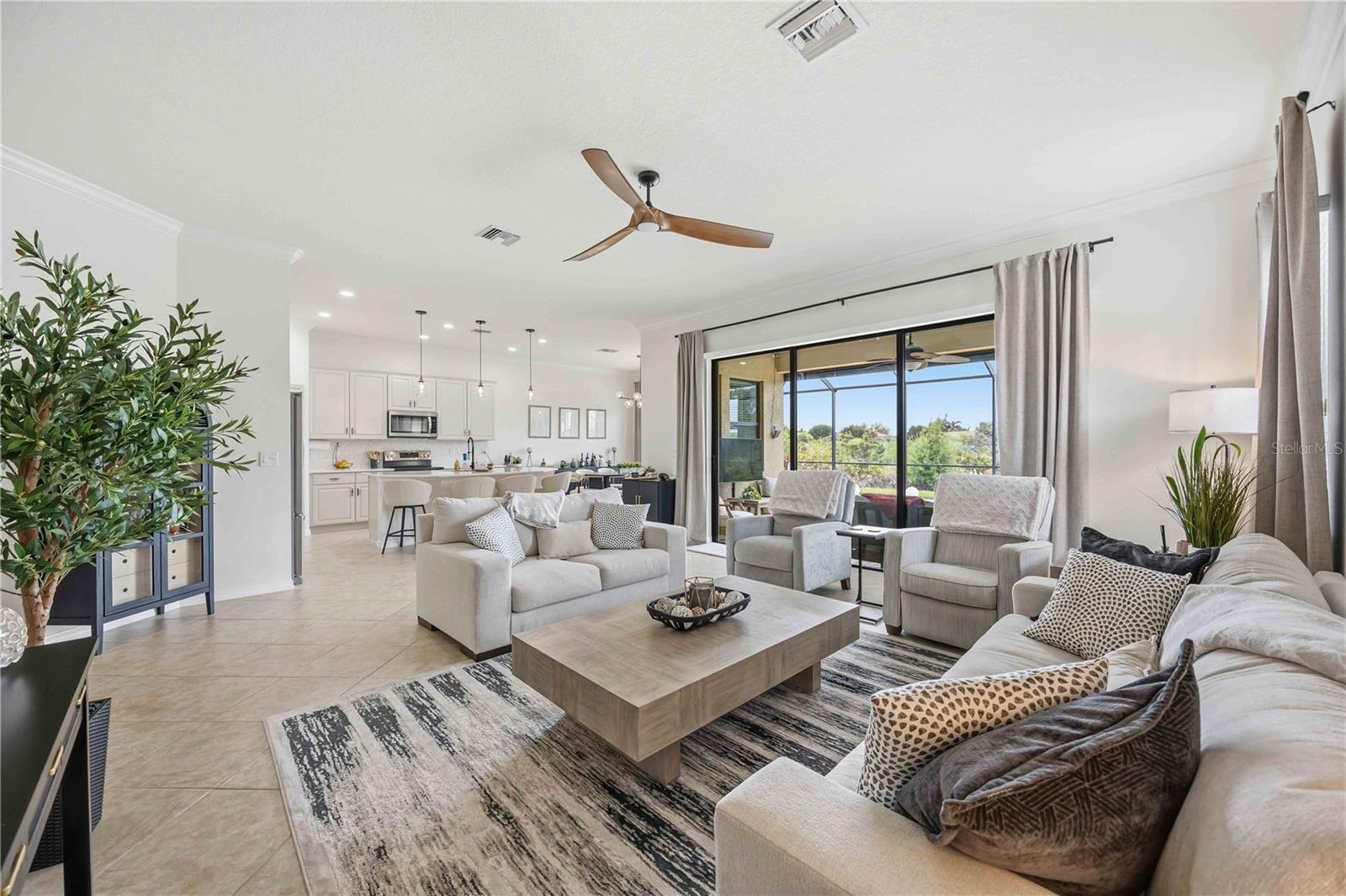 Image 27 of 78 For 10485 Crooked Creek Drive