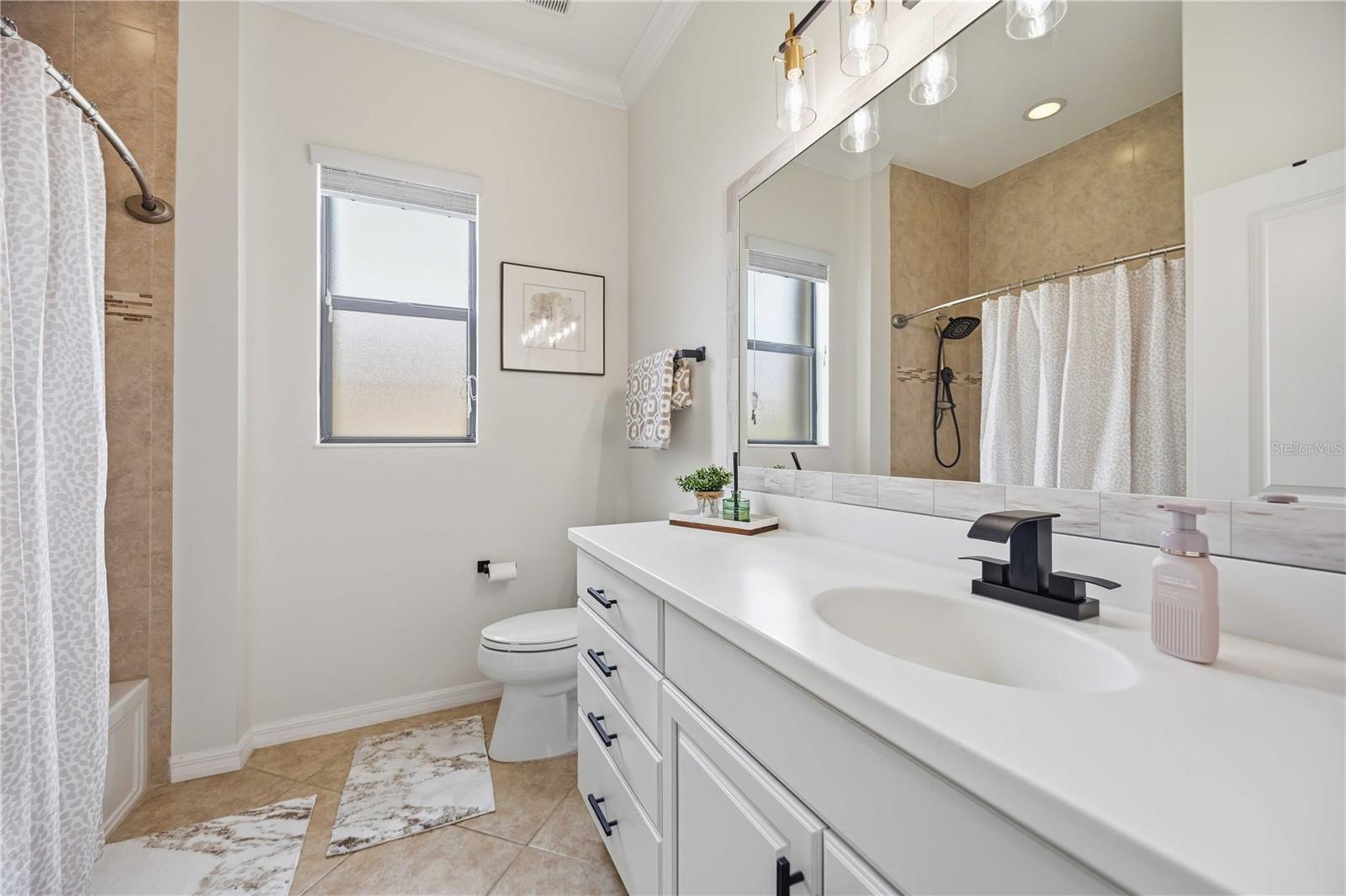 Image 37 of 78 For 10485 Crooked Creek Drive