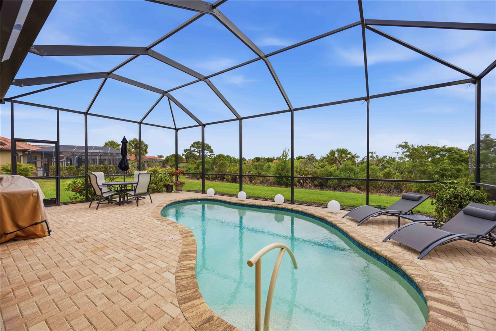 Image 41 of 78 For 10485 Crooked Creek Drive