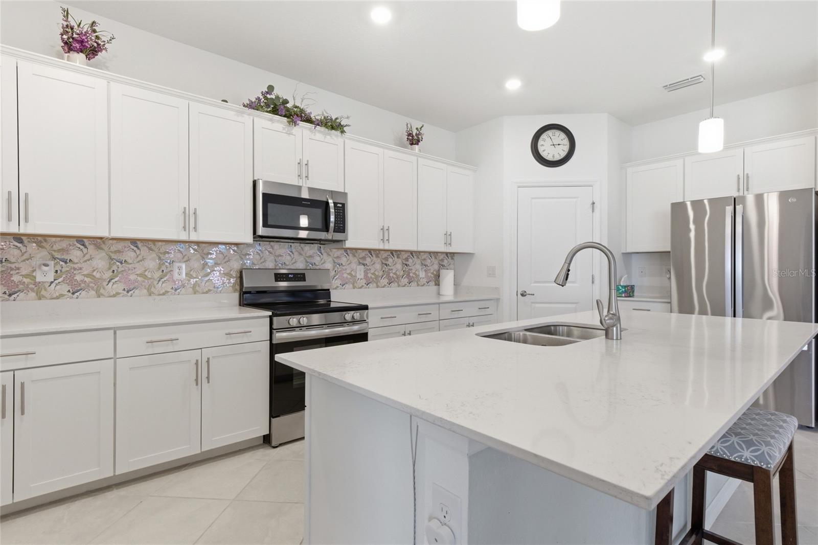 Image 7 of 36 For 19060 Cabernet Court