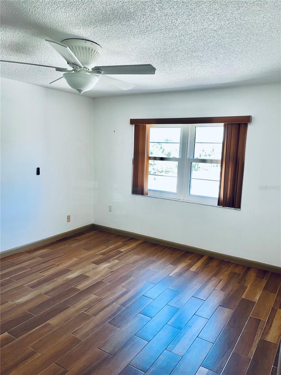 Image 19 of 59 For 519 Albee Farm Road 303