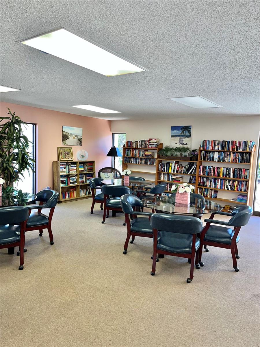 Image 40 of 59 For 519 Albee Farm Road 303