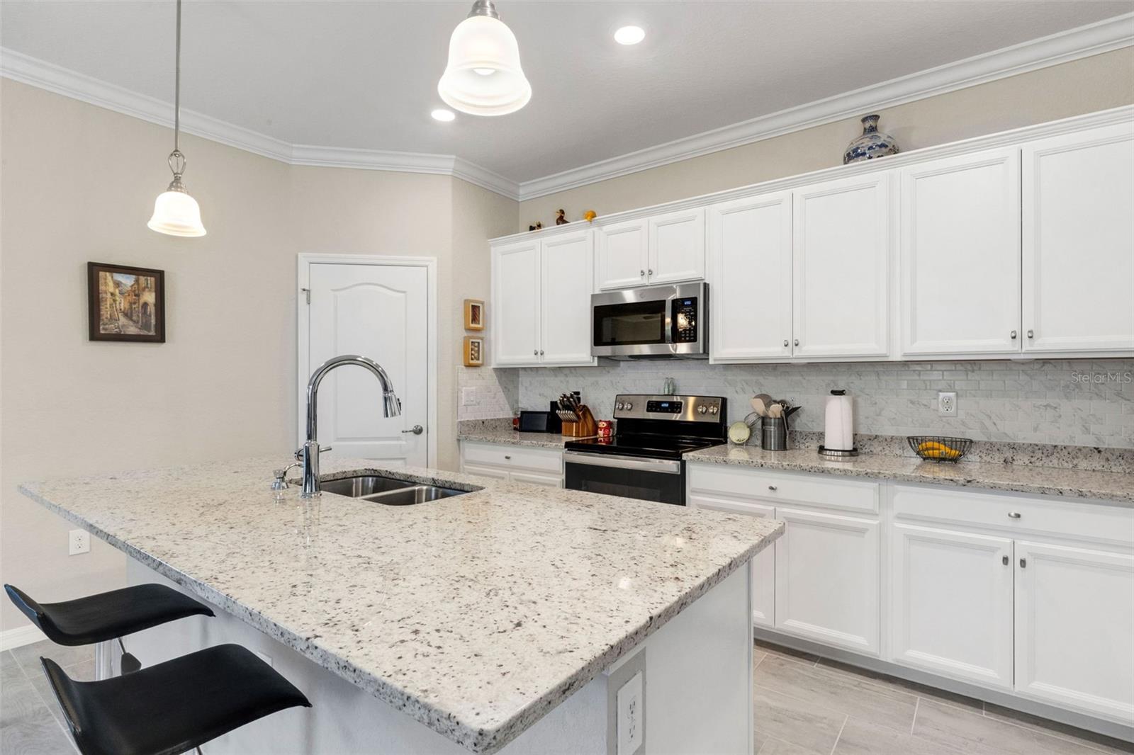 Image 7 of 50 For 20560 Trattoria Loop