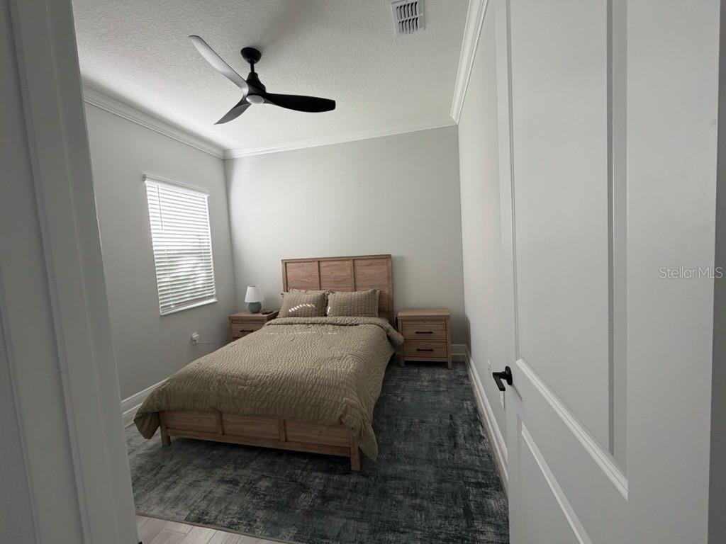 Image 14 of 78 For 18817 Valleta Avenue