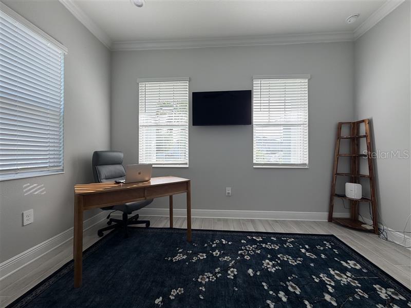 Image 17 of 78 For 18817 Valleta Avenue