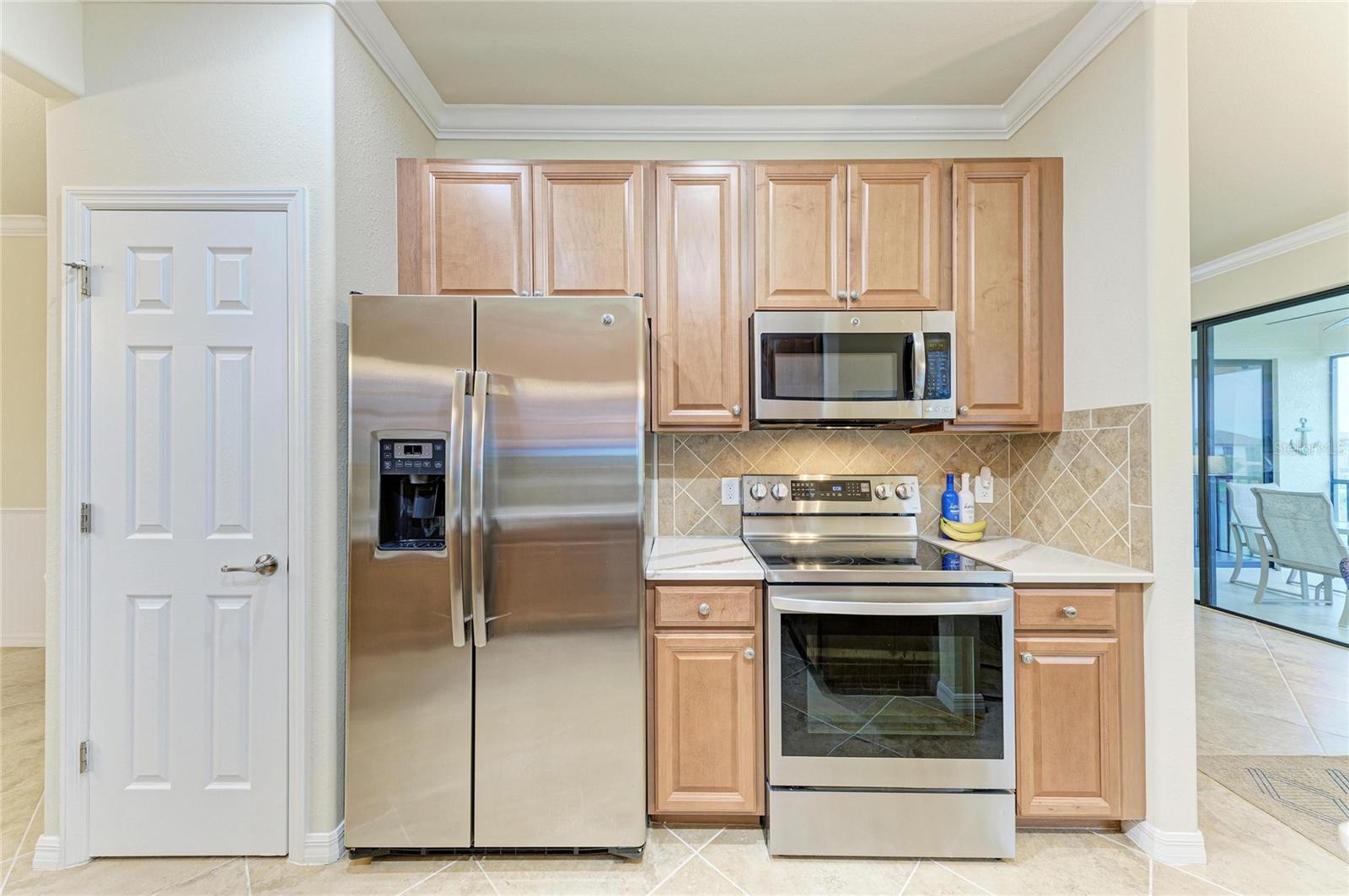 Image 19 of 80 For 20221 Ragazza Circle 202