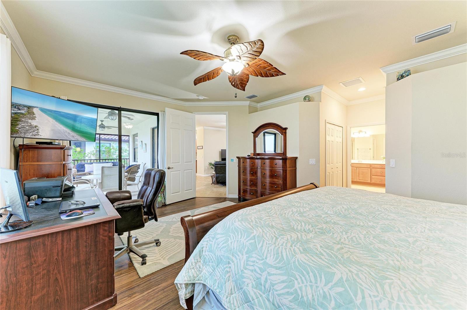 Image 24 of 80 For 20221 Ragazza Circle 202