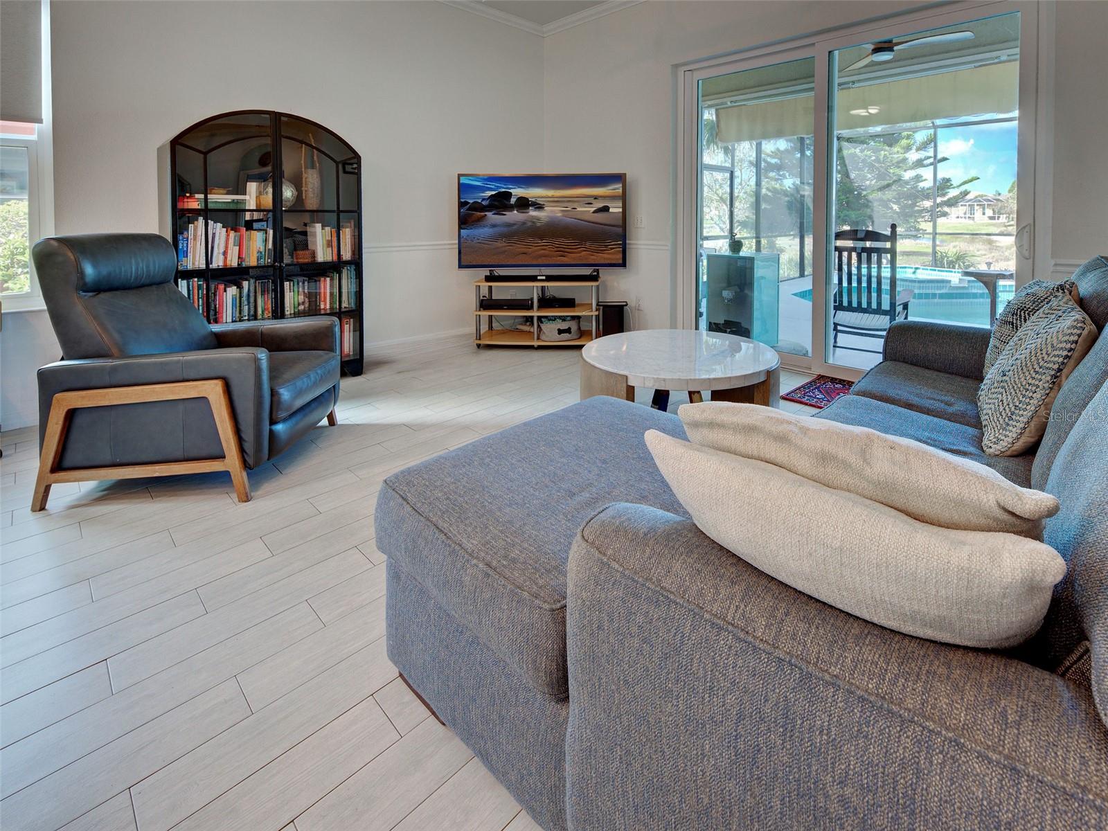 Image 12 of 40 For 4310 Manfield Drive