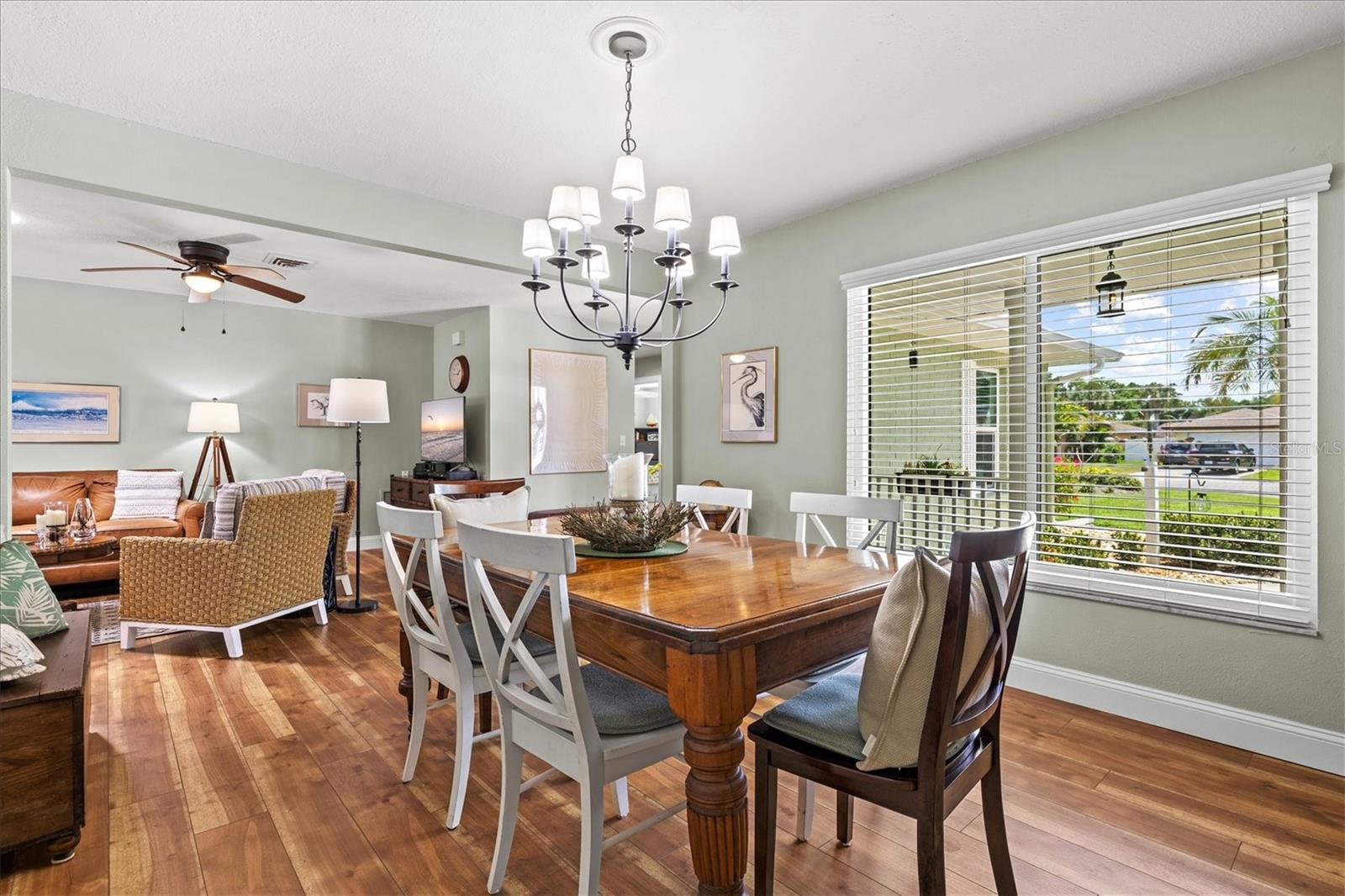 Image 12 of 97 For 1147 Sleepy Hollow Court