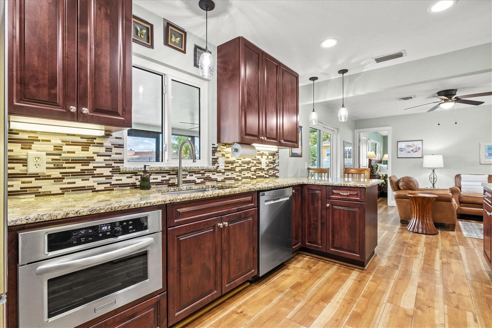 Image 21 of 97 For 1147 Sleepy Hollow Court