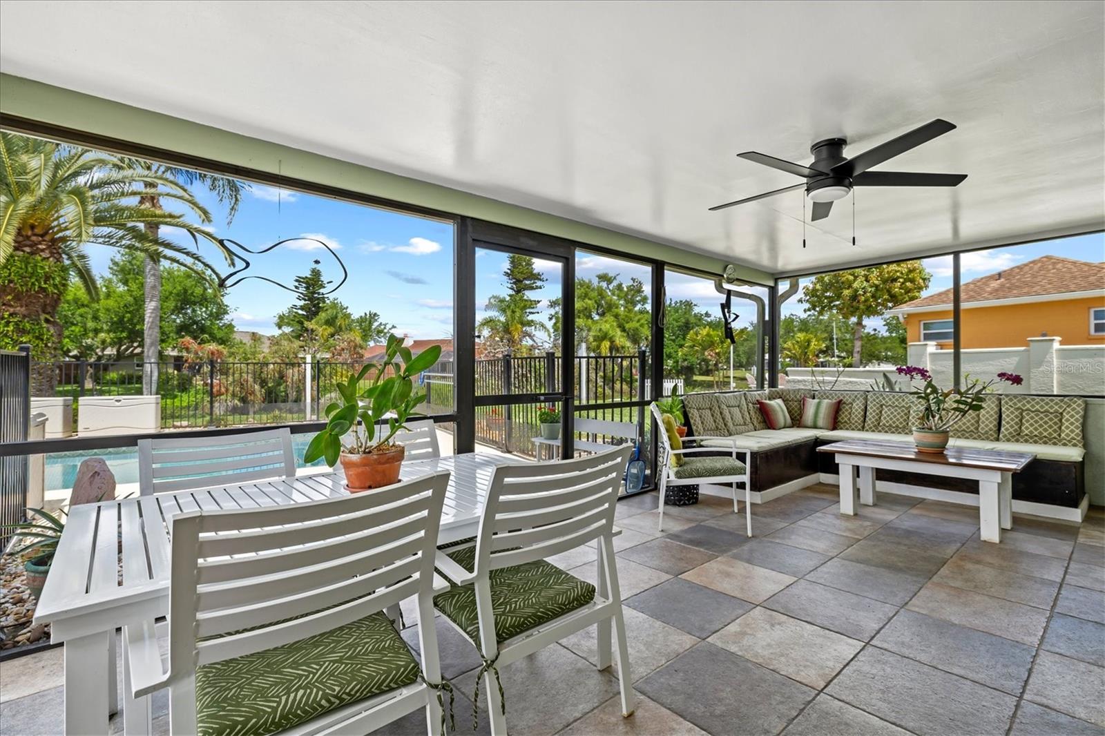 Image 44 of 97 For 1147 Sleepy Hollow Court