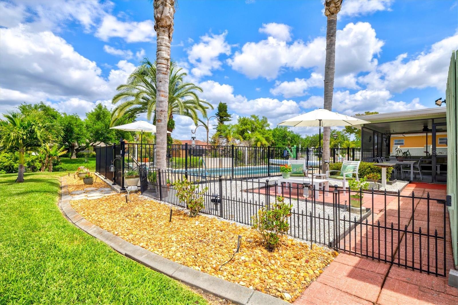 Image 55 of 97 For 1147 Sleepy Hollow Court