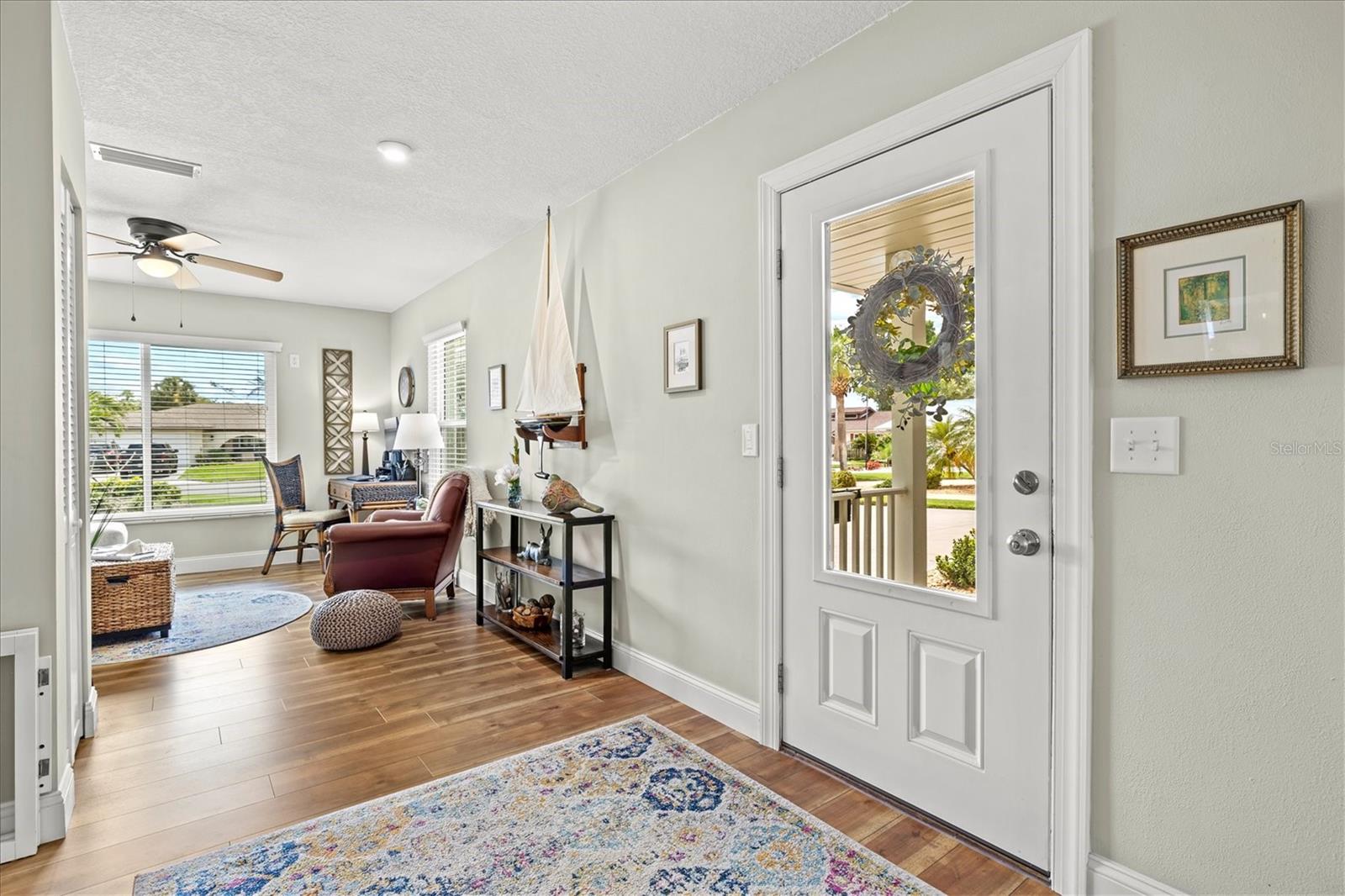 Image 9 of 97 For 1147 Sleepy Hollow Court