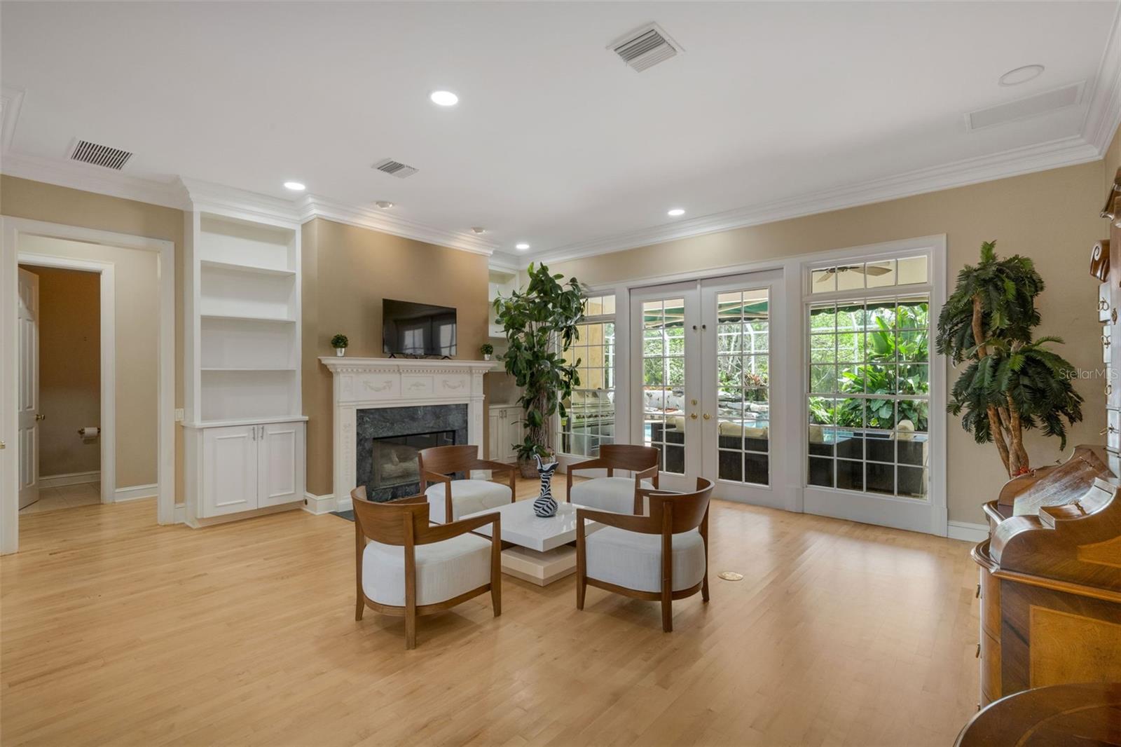 Image 10 of 87 For 2984 Jeff Myers Circle