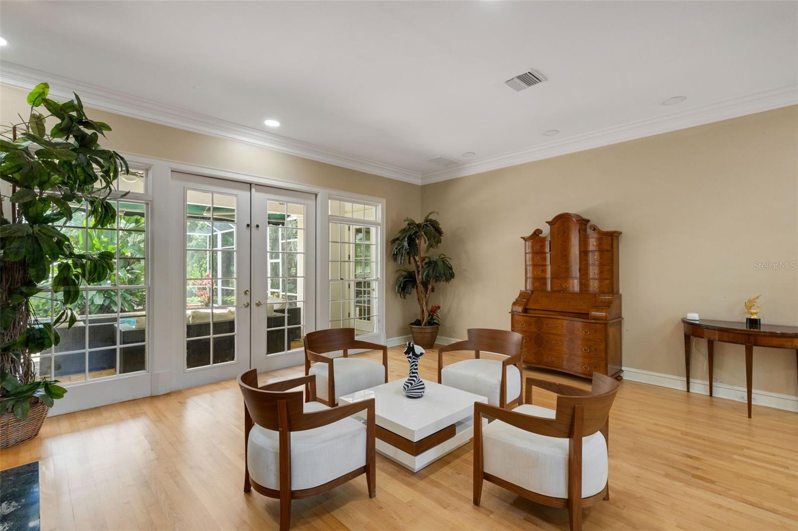 Image 11 of 87 For 2984 Jeff Myers Circle