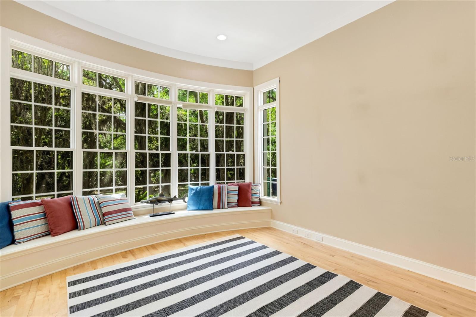 Image 34 of 87 For 2984 Jeff Myers Circle