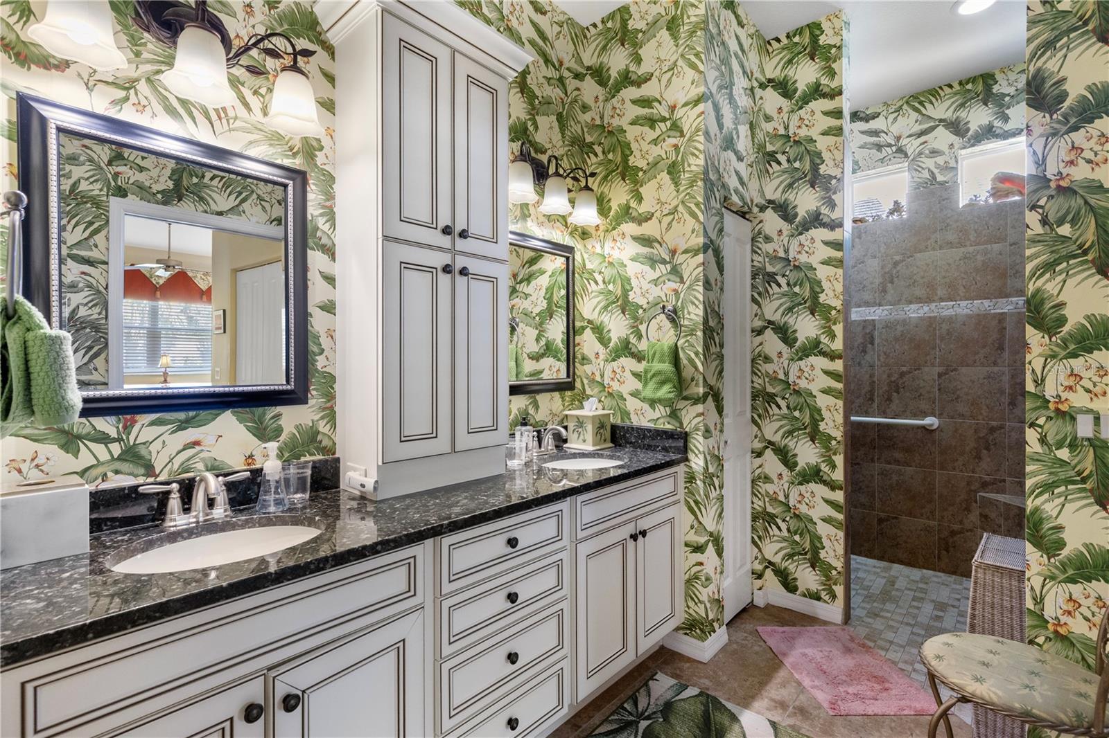 Image 23 of 62 For 1627 Lancashire Drive