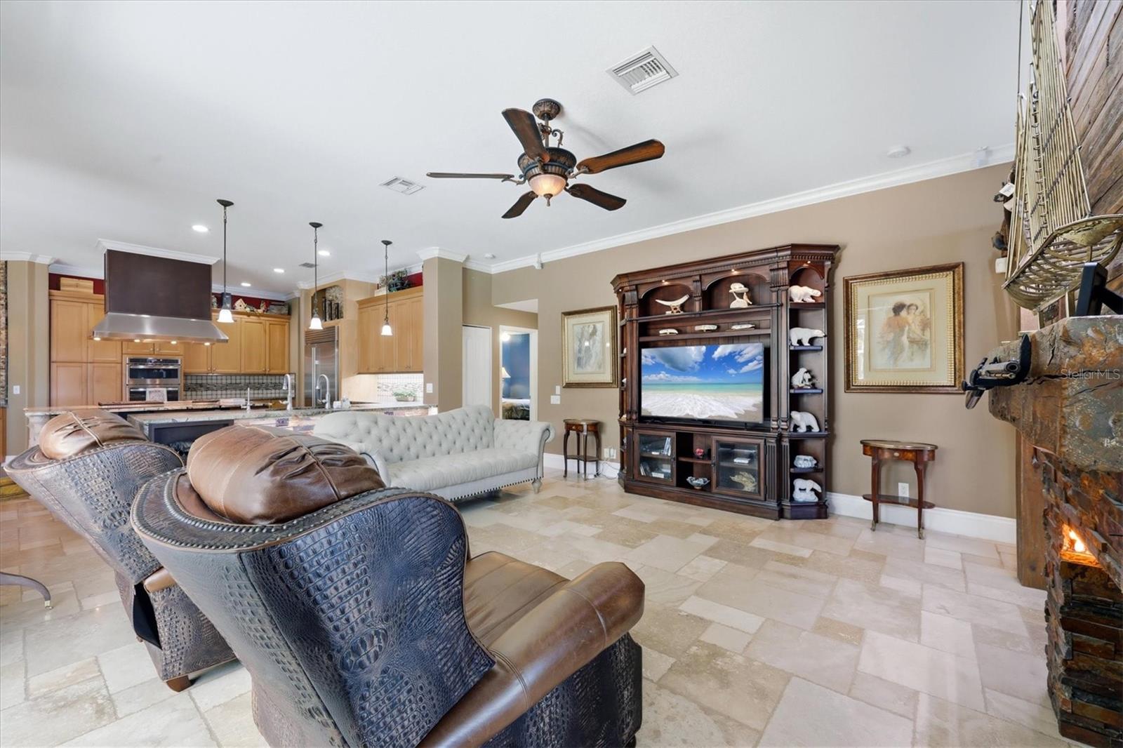 Image 15 of 66 For 3323 Lakeview Lane