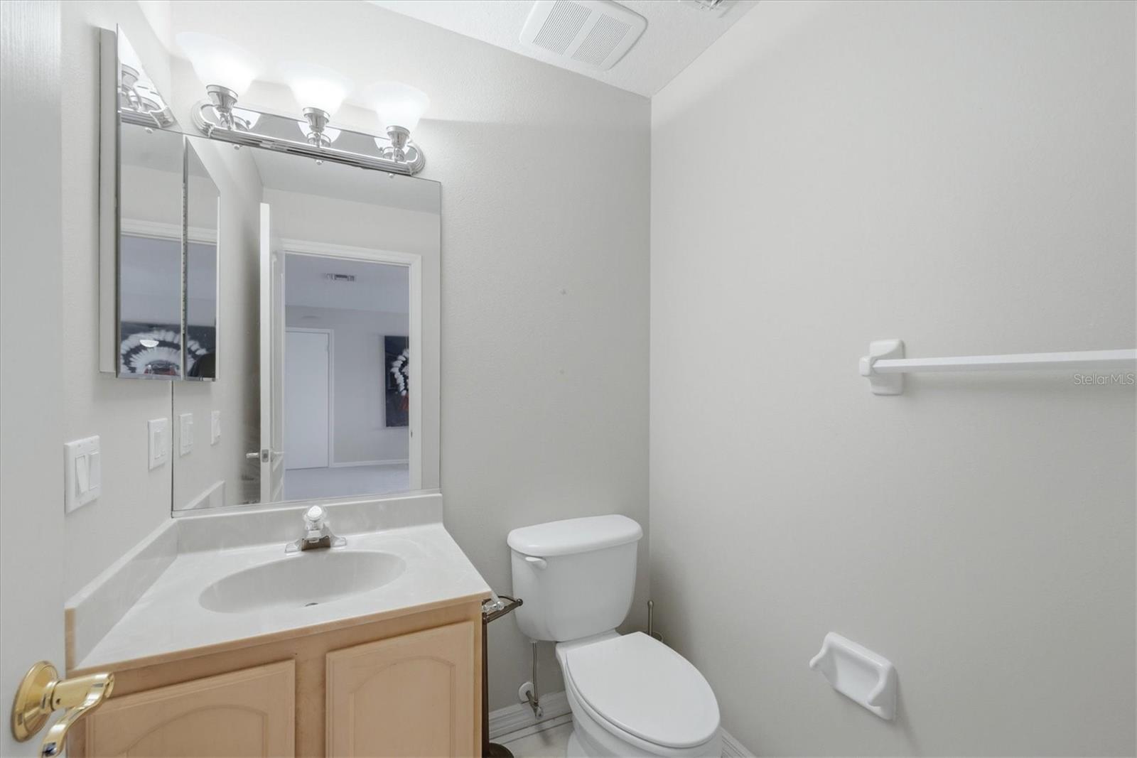 Image 27 of 66 For 3323 Lakeview Lane