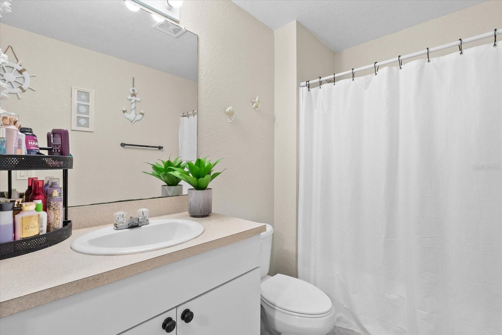 Image 19 of 38 For 2600 Charlene Street