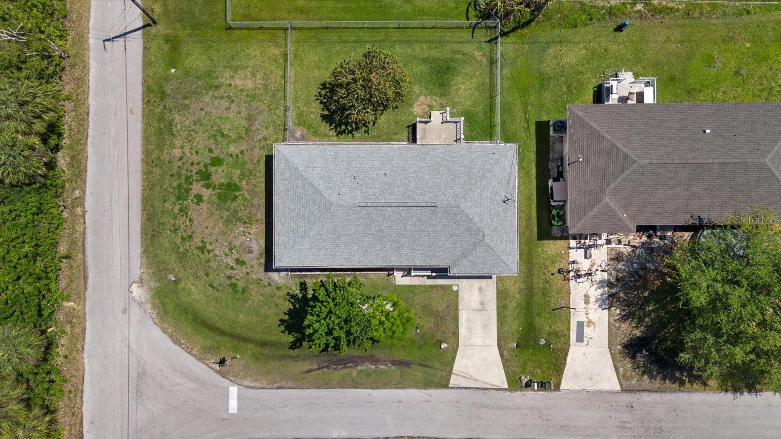 Image 26 of 38 For 2600 Charlene Street