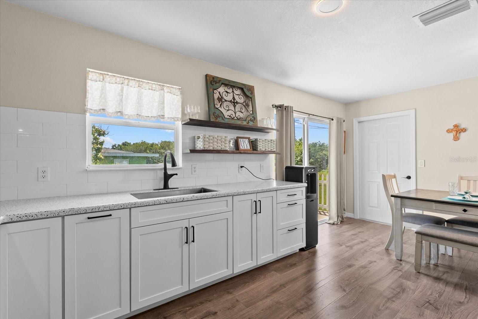 Image 9 of 38 For 2600 Charlene Street