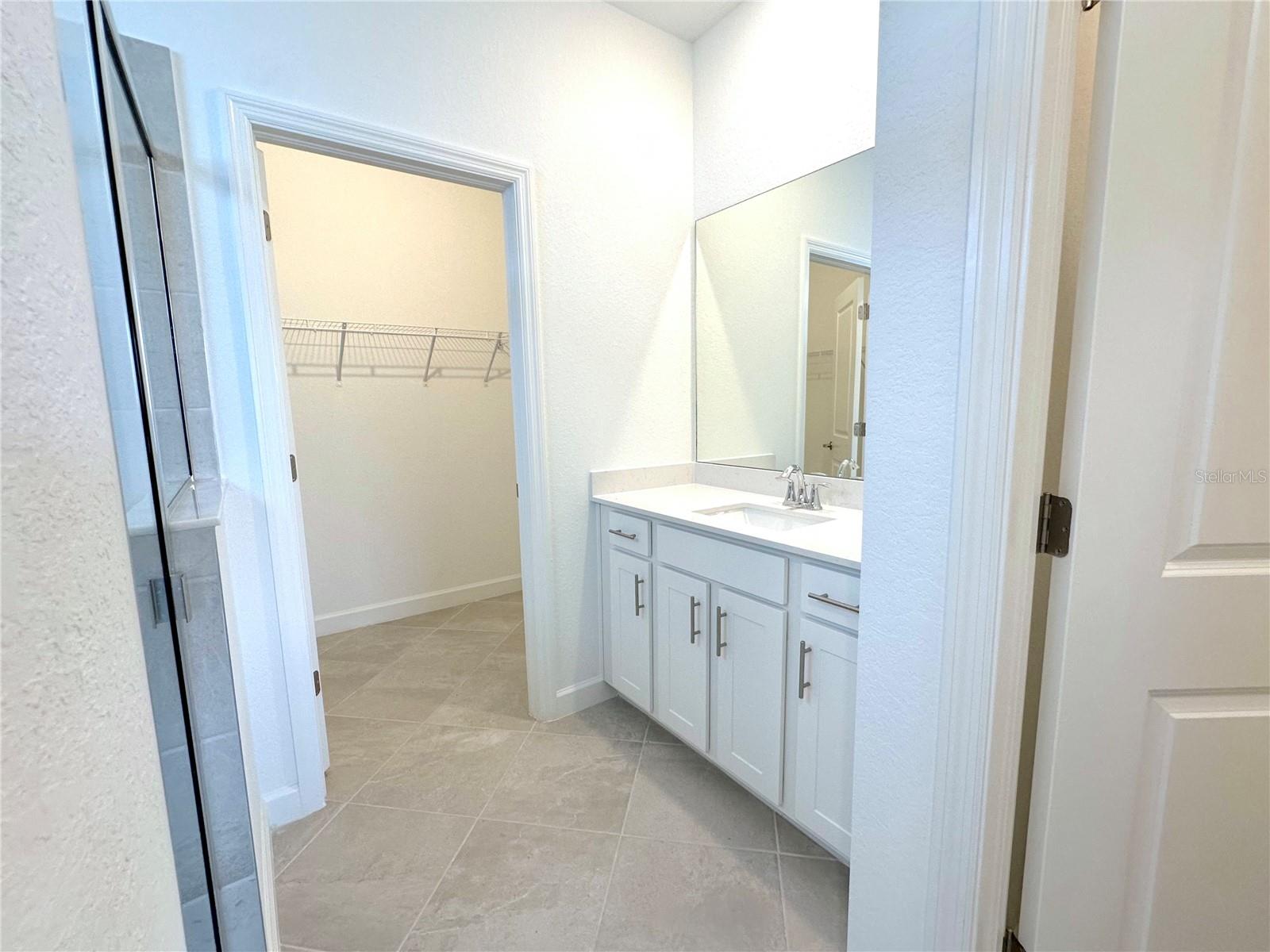 Image 10 of 40 For 8225 Shore Lake Drive