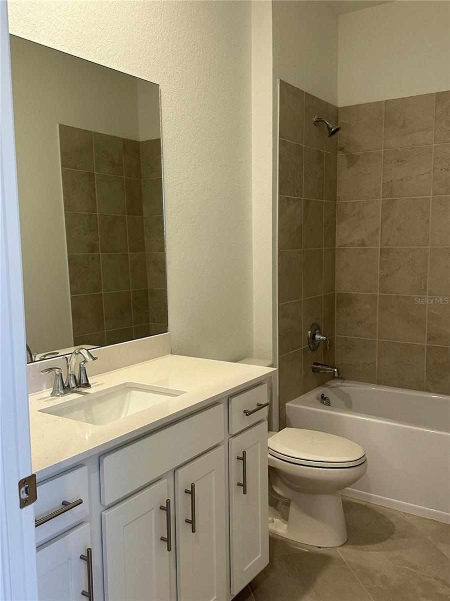 Image 15 of 40 For 8225 Shore Lake Drive