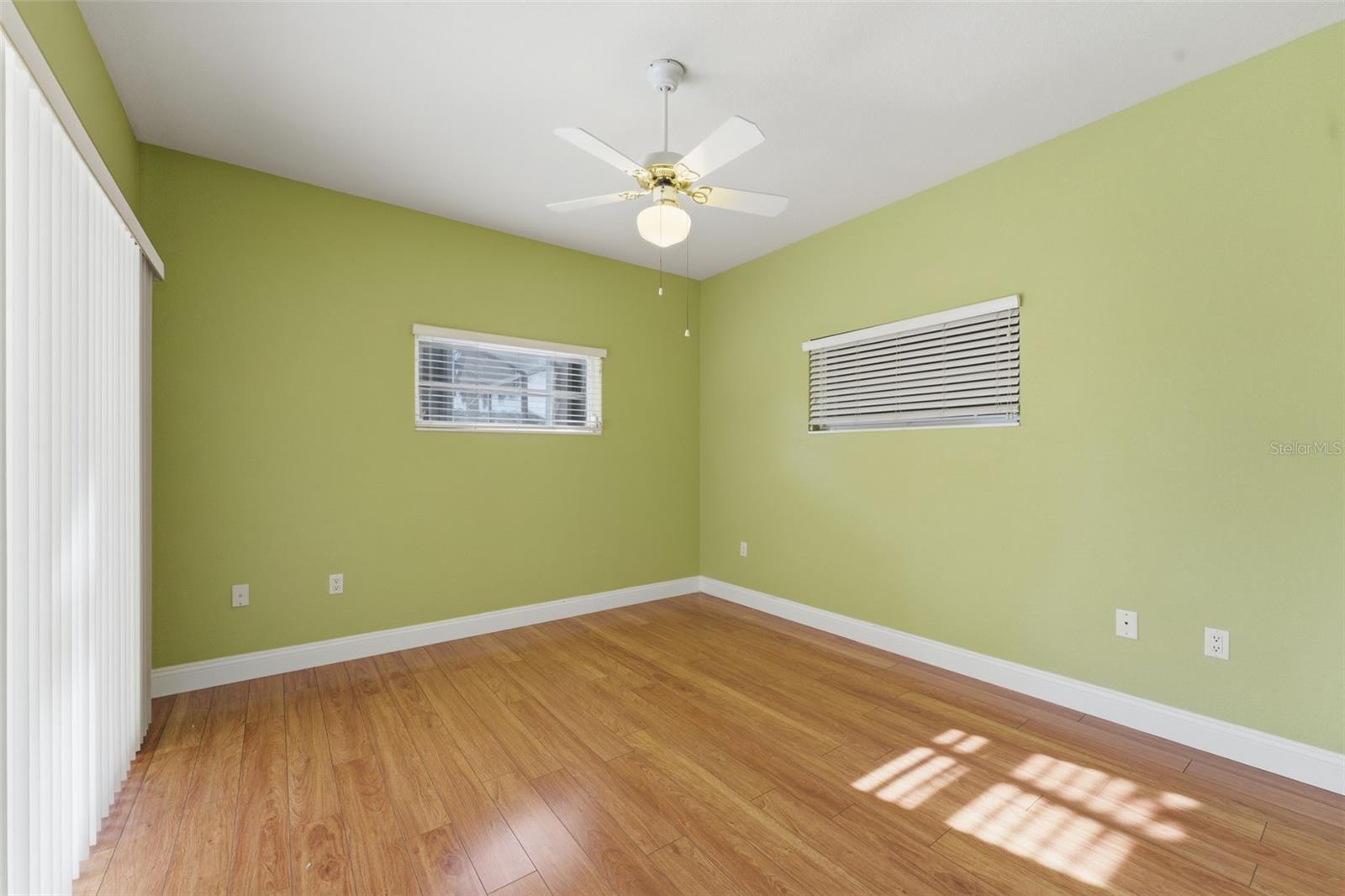 Image 16 of 25 For 1489 Newton Street