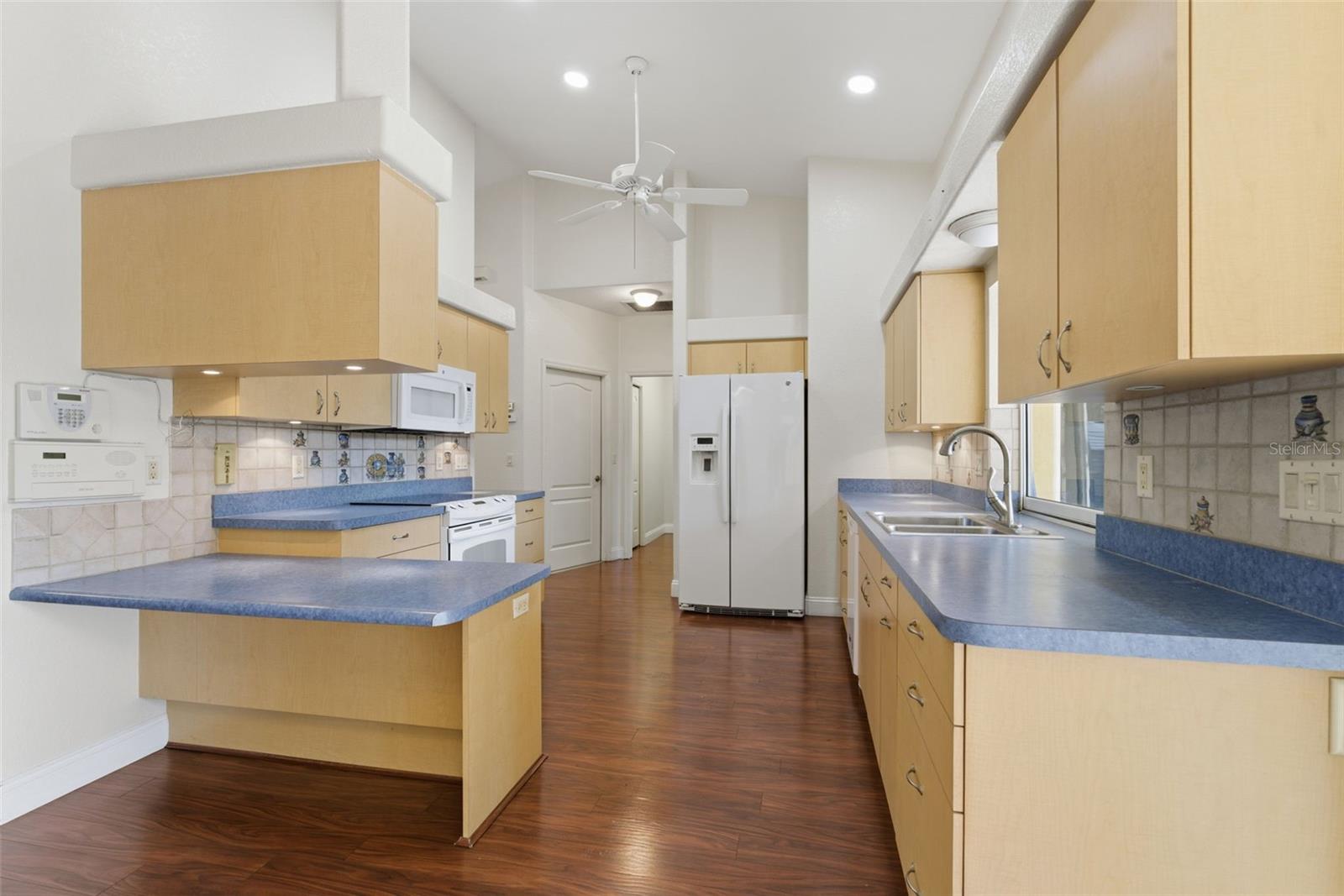 Image 7 of 25 For 1489 Newton Street