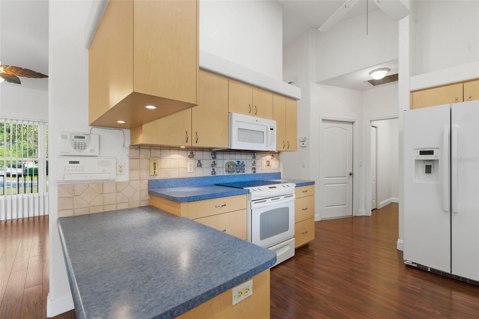 Image 8 of 25 For 1489 Newton Street