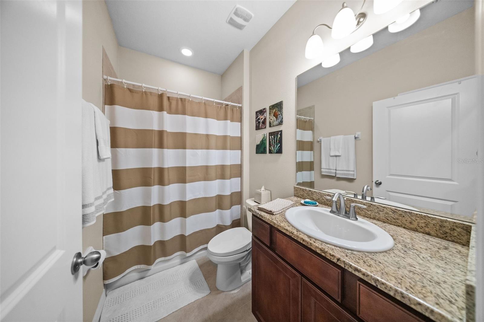 Image 23 of 39 For 2280 Midnight Pearl Drive