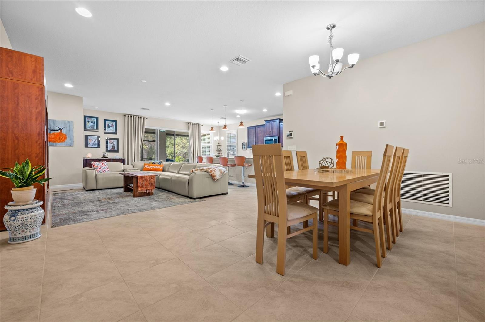 Image 5 of 39 For 2280 Midnight Pearl Drive