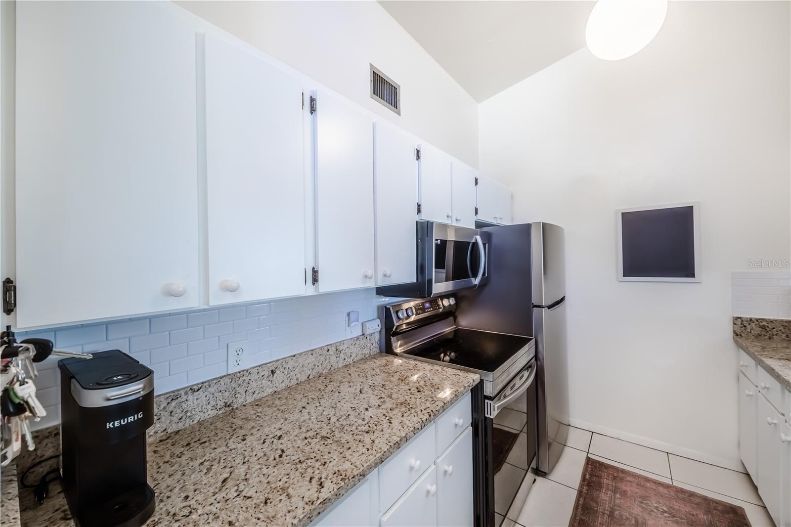 Image 9 of 30 For 722 White Pine Tree Road 82