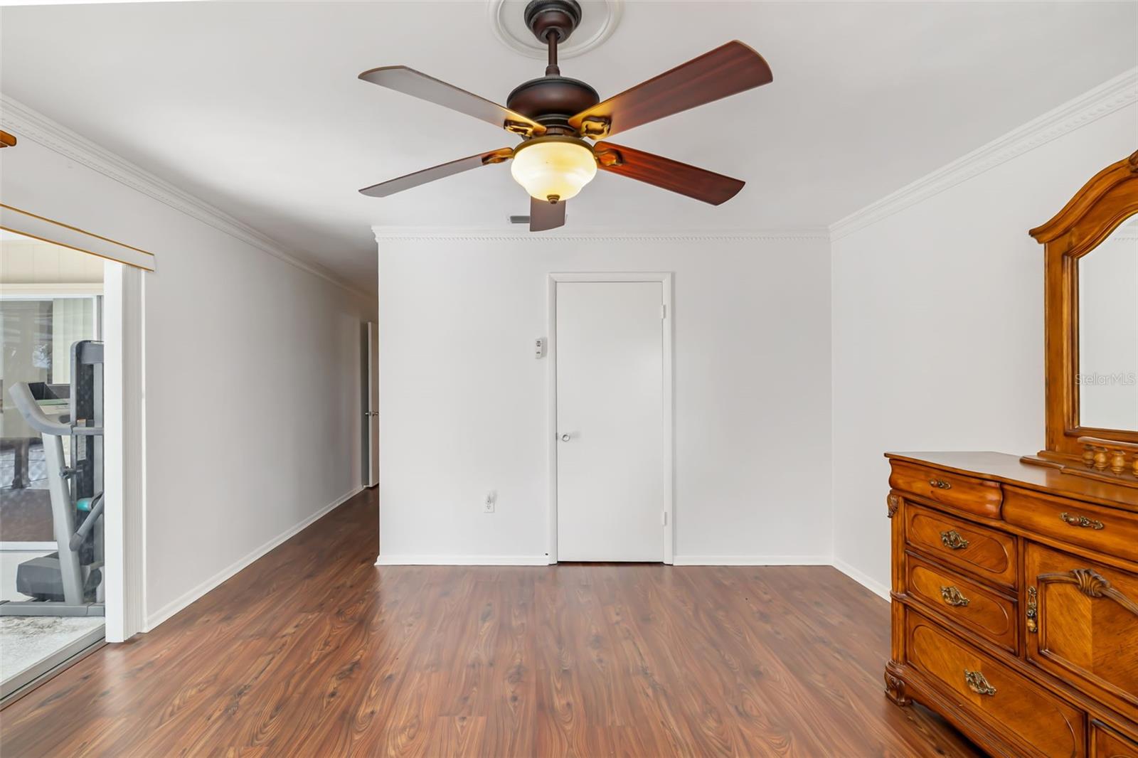 Image 20 of 43 For 3136 Gulf Gate Drive