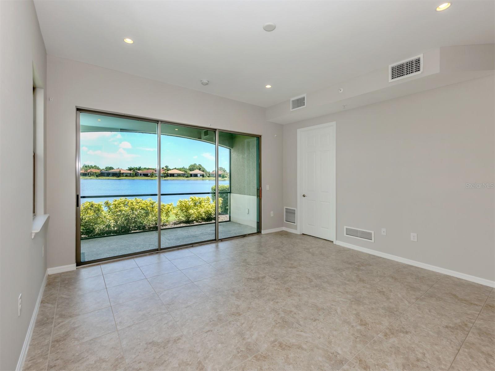 Image 17 of 72 For 110 Porta Vecchio Bend 101