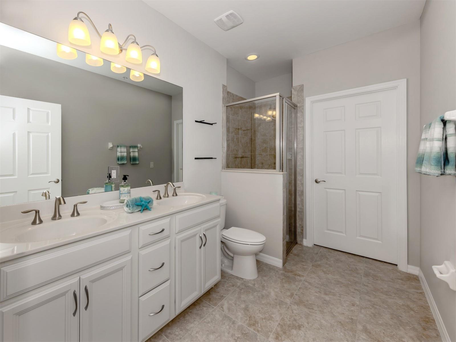 Image 23 of 72 For 110 Porta Vecchio Bend 101