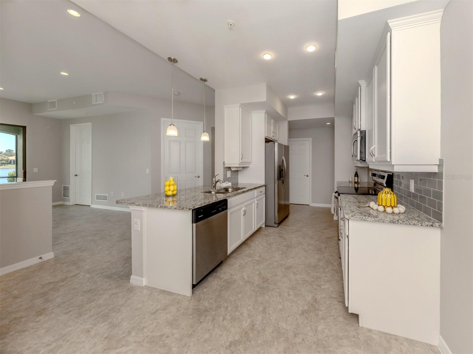 Image 9 of 72 For 110 Porta Vecchio Bend 101