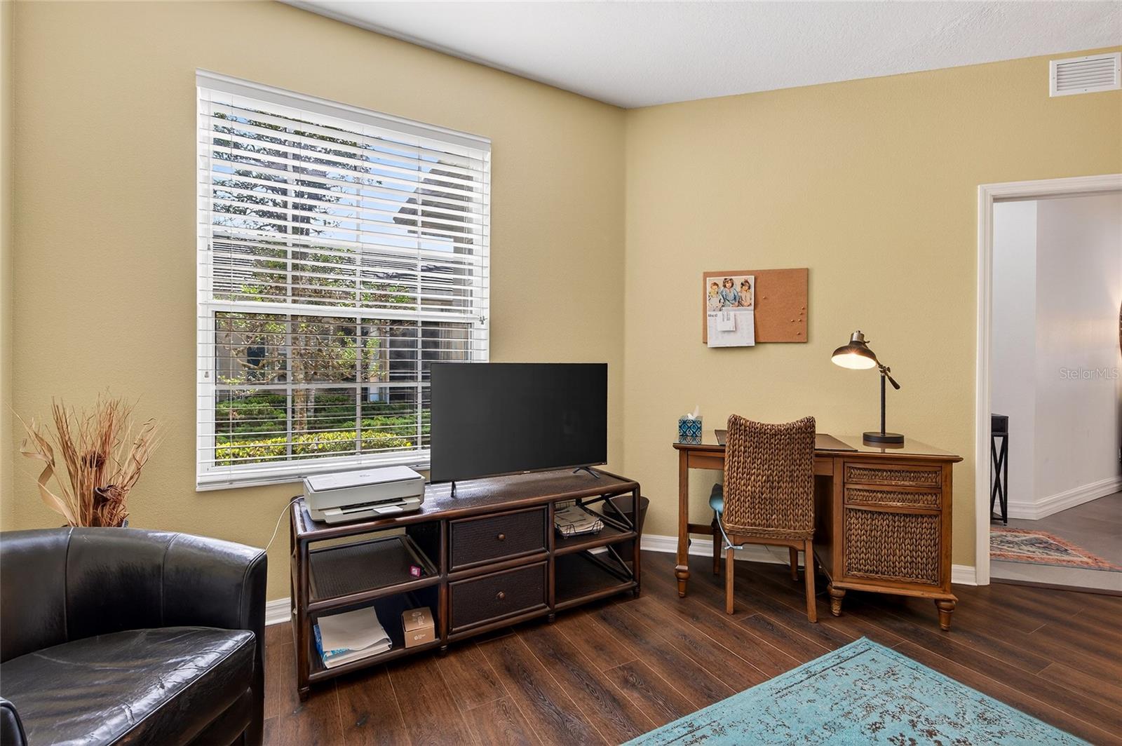 Image 10 of 54 For 903 Tartan Drive 26