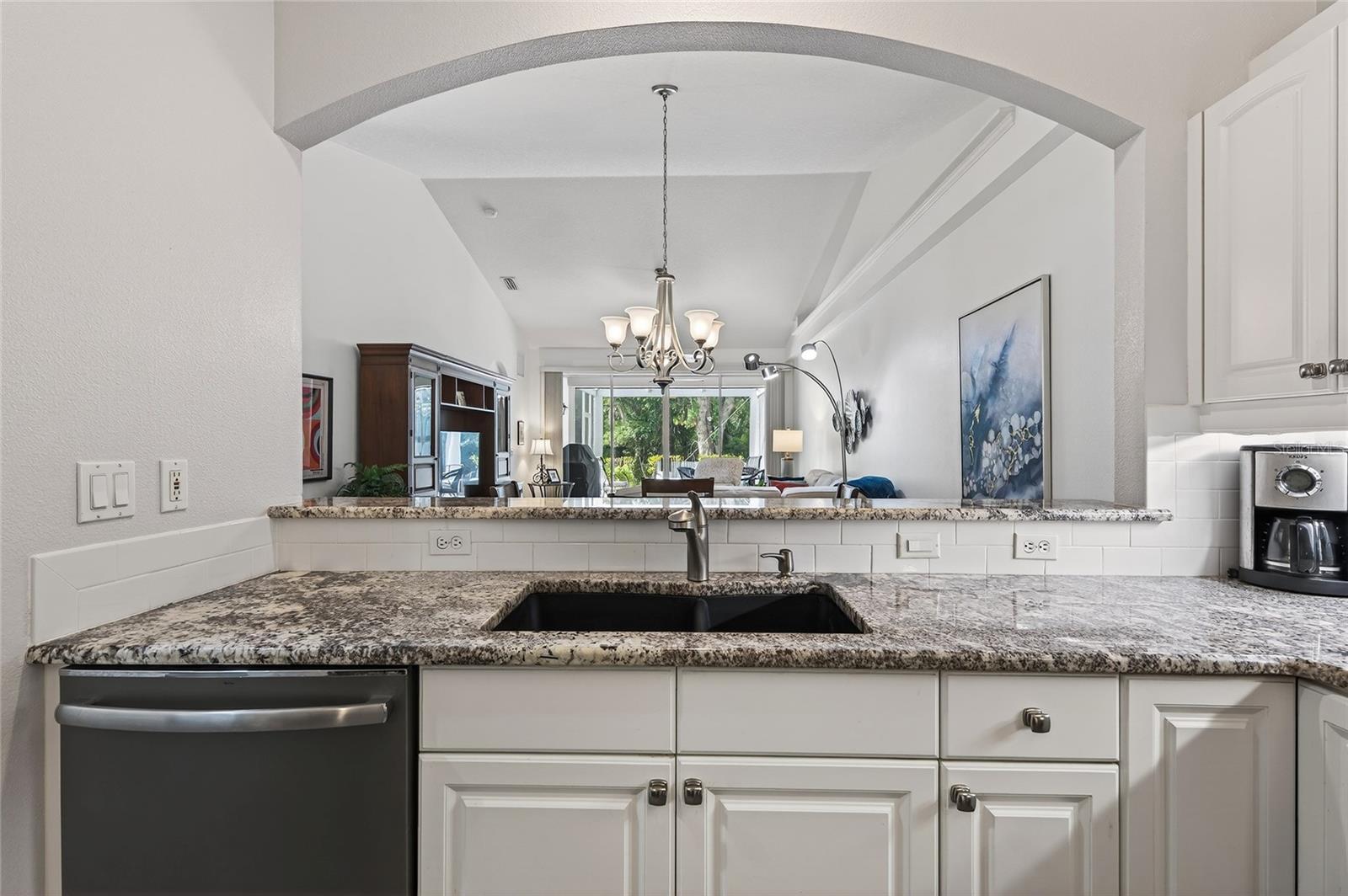 Image 17 of 54 For 903 Tartan Drive 26