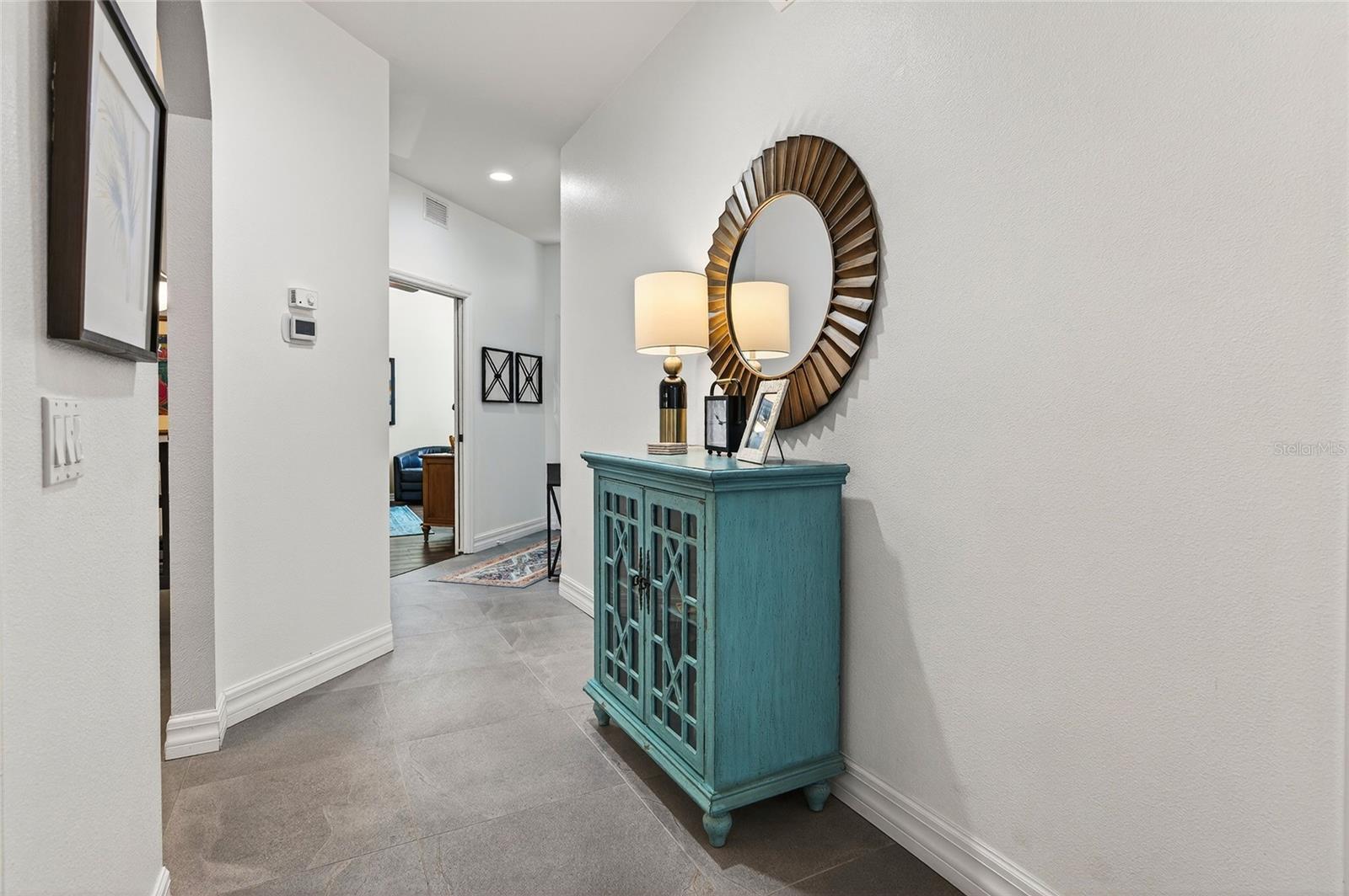 Image 21 of 54 For 903 Tartan Drive 26