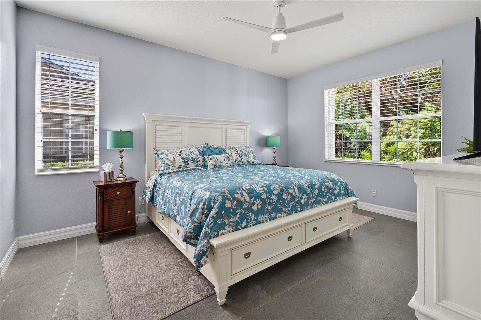 Image 37 of 54 For 903 Tartan Drive 26