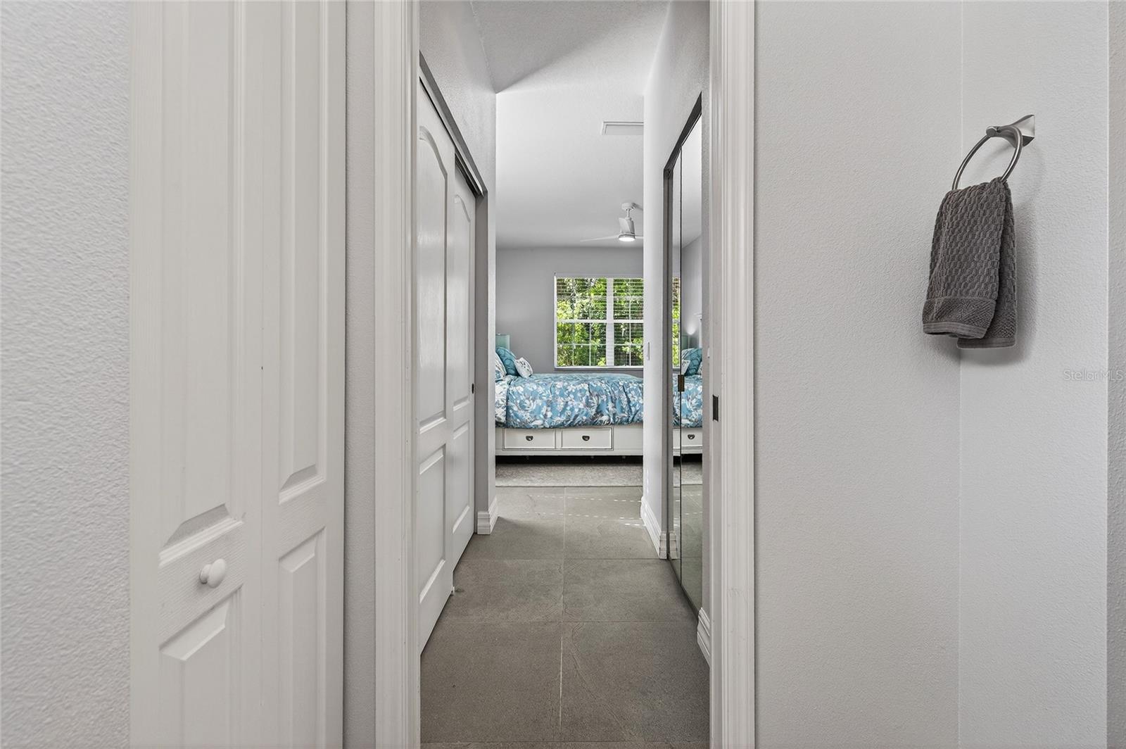 Image 43 of 54 For 903 Tartan Drive 26