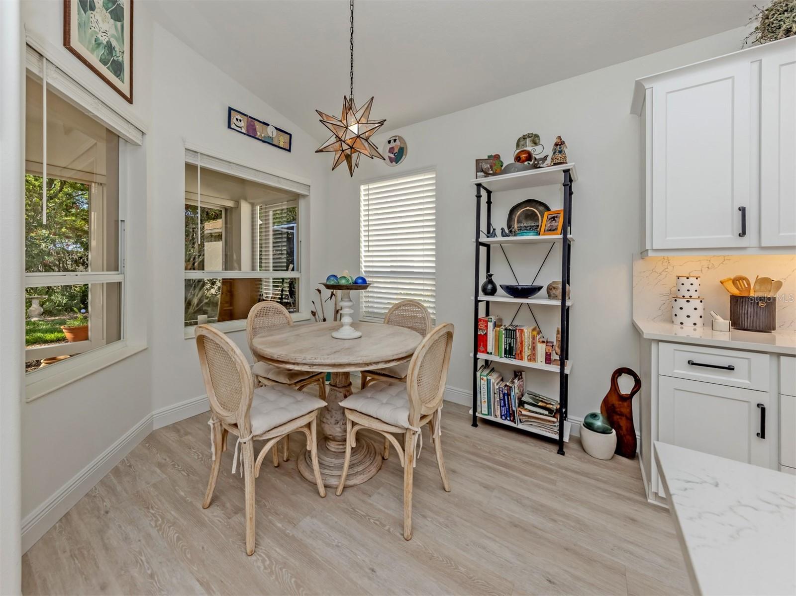 Image 14 of 44 For 404 Pinewood Lake Drive