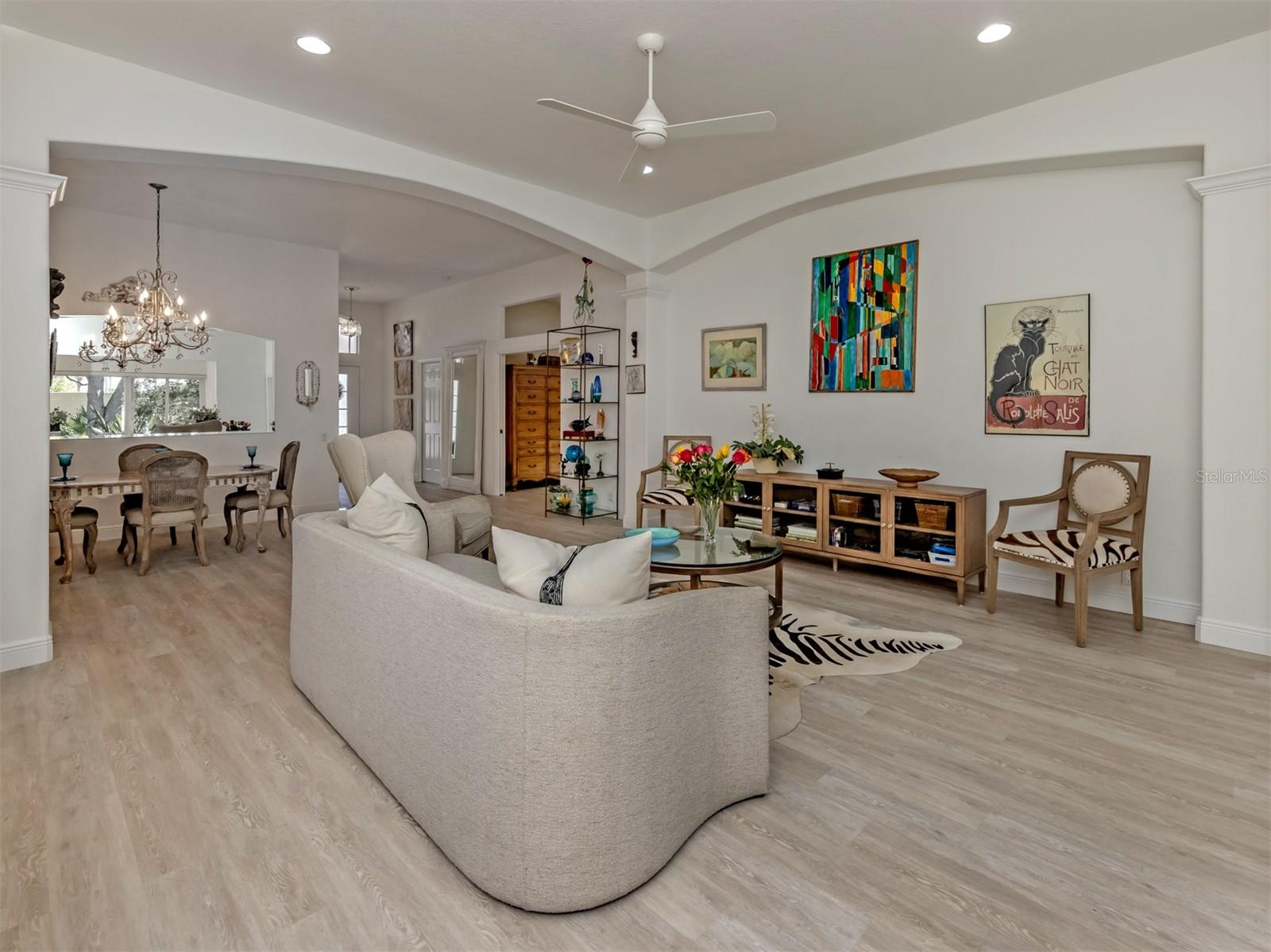 Image 15 of 44 For 404 Pinewood Lake Drive