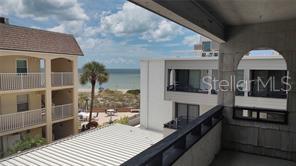 Image 3 of 15 For 1555 Tarpon Center Drive 262