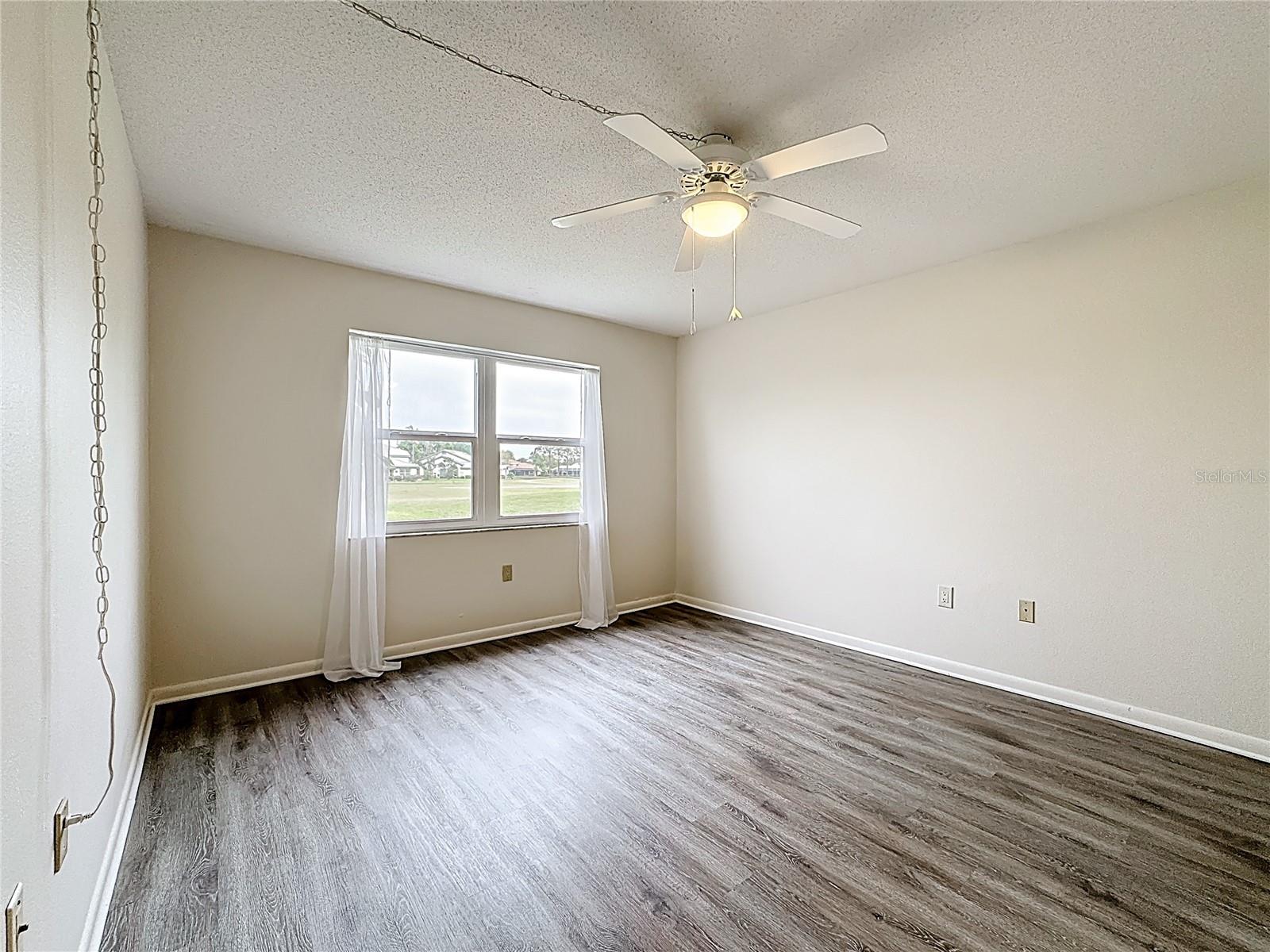 Image 28 of 50 For 760 Village Circle 109