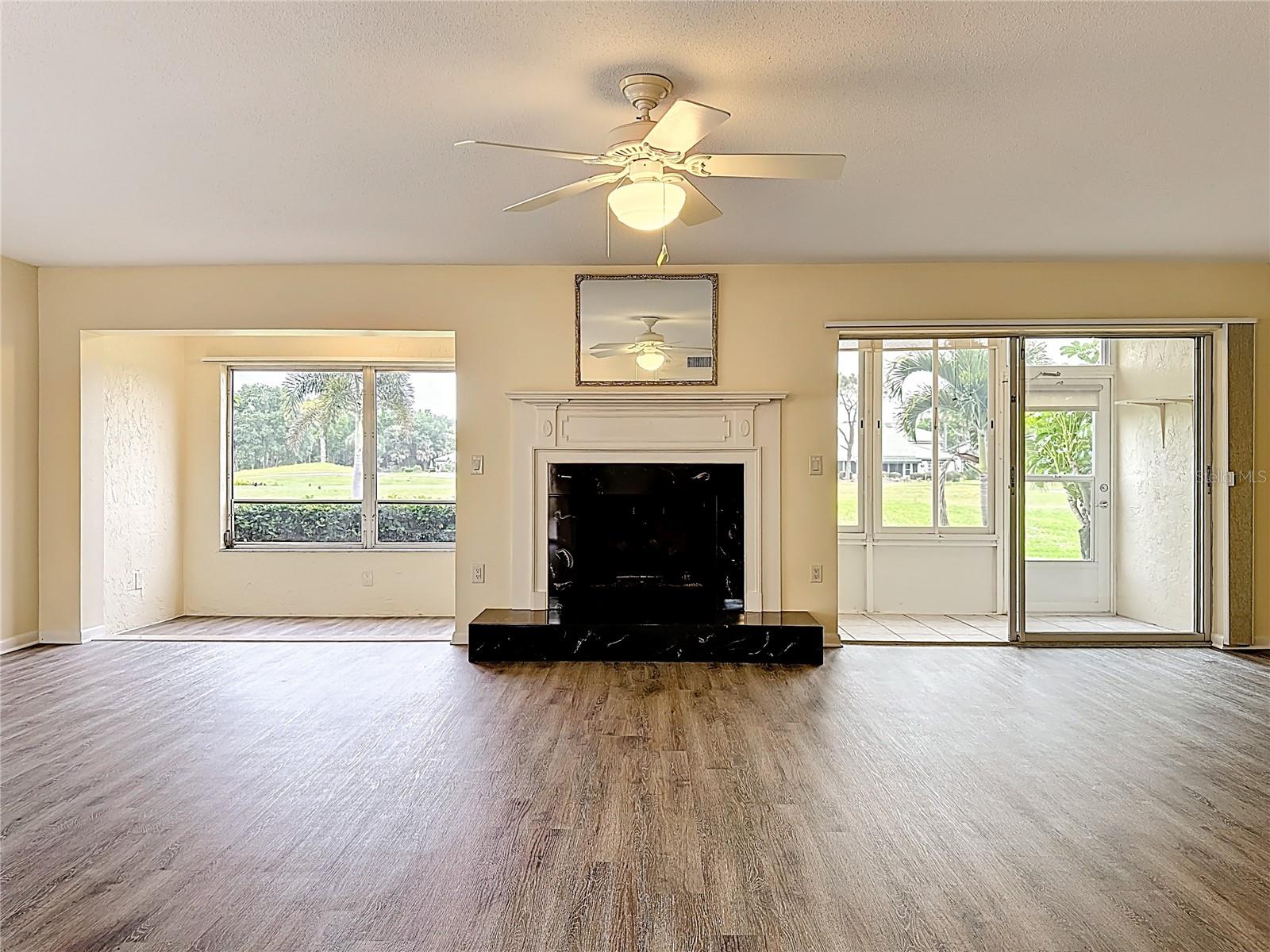 Image 32 of 50 For 760 Village Circle 109