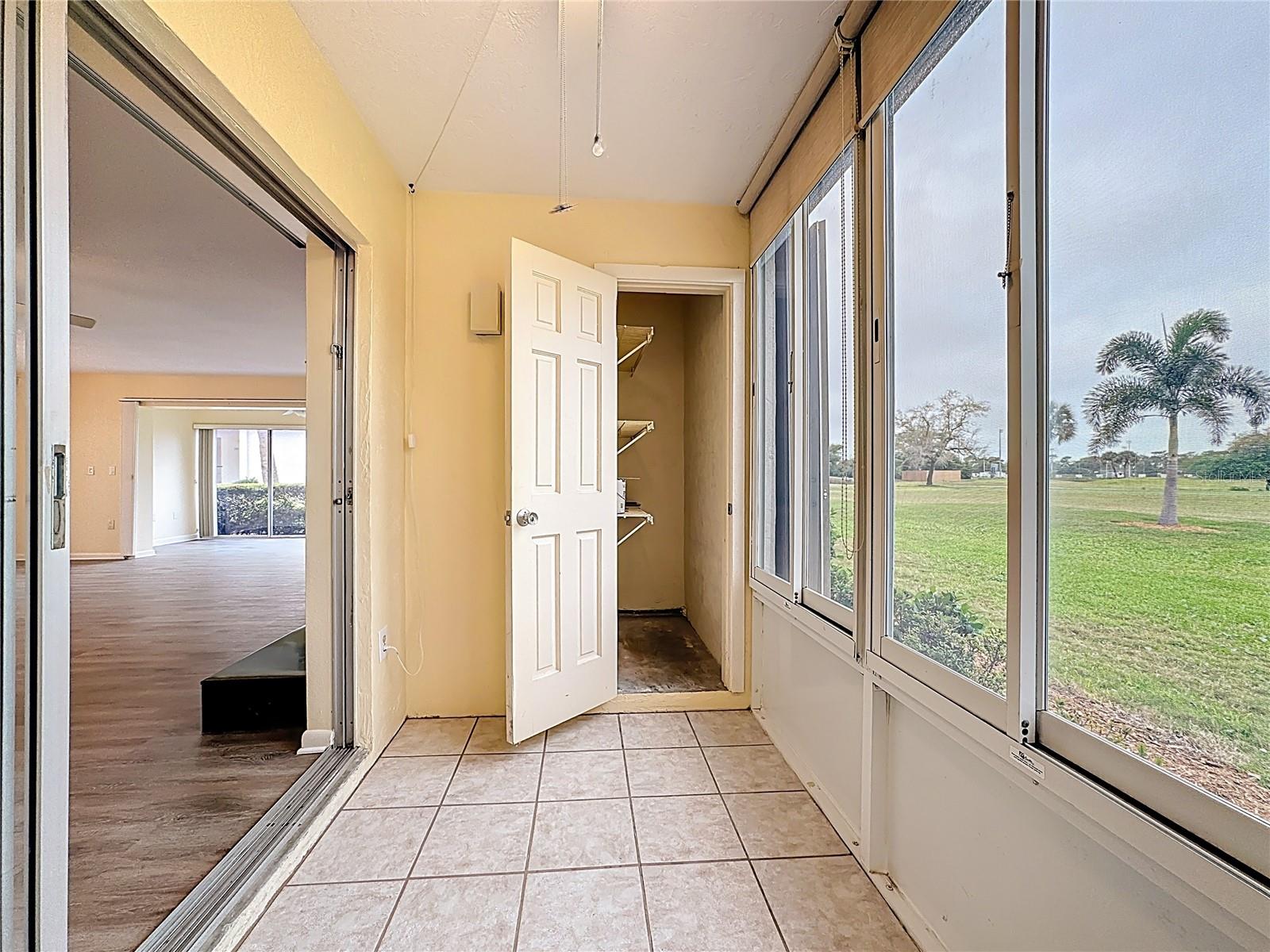 Image 33 of 50 For 760 Village Circle 109