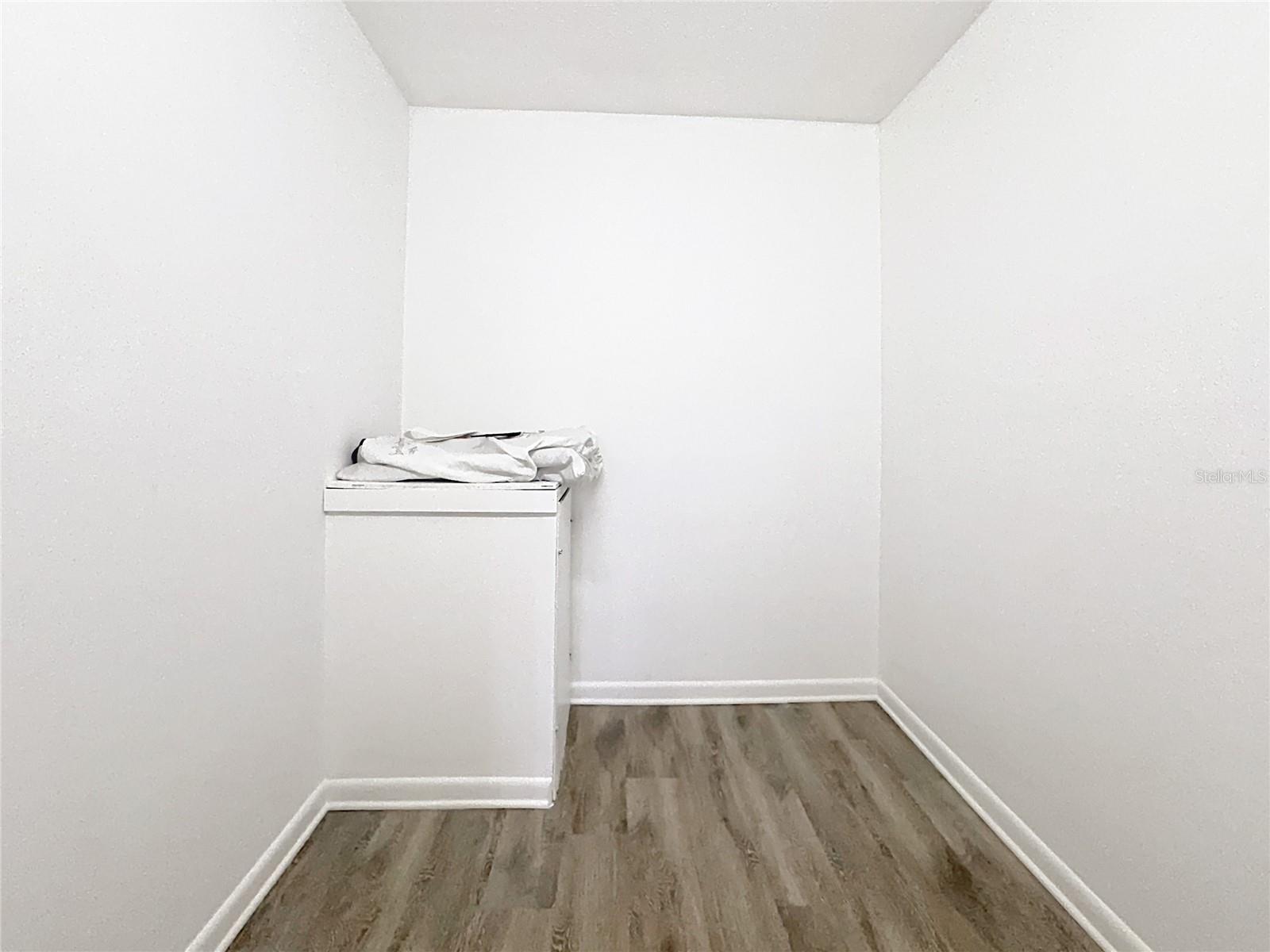 Image 41 of 50 For 760 Village Circle 109